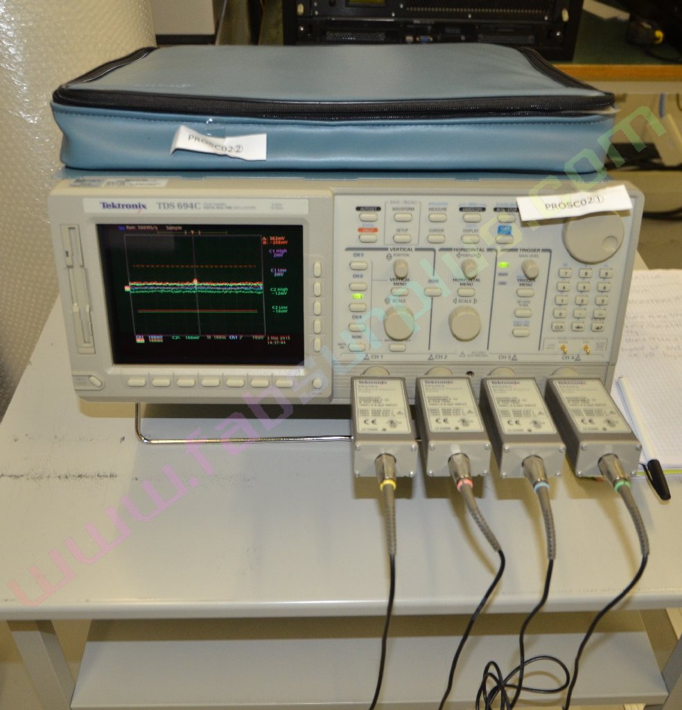 Tektronix TLA714 