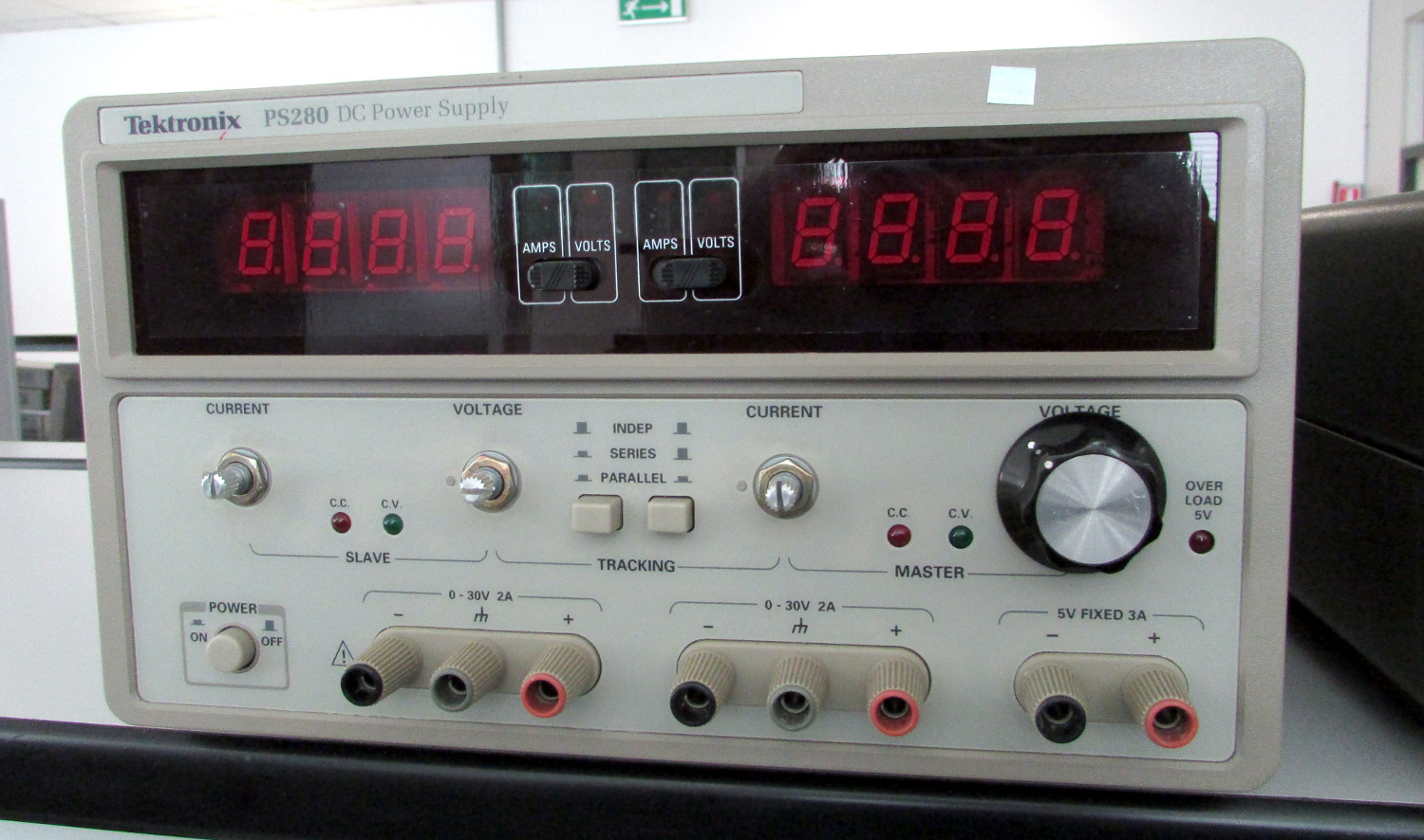 Tektronix TDS754D 